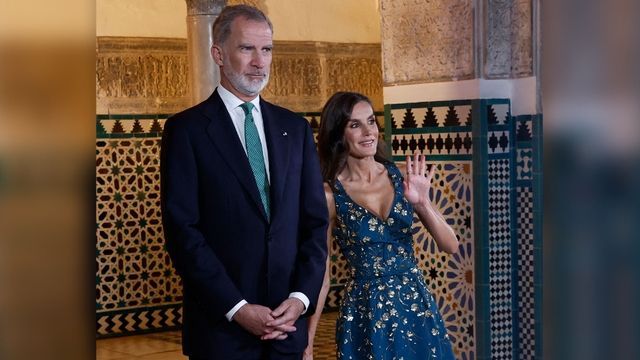Wie vom anderen Stern: Hier stiehlt Königin Letizia allen die Show