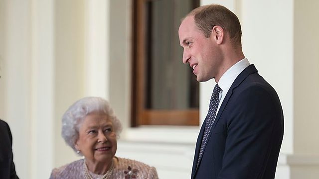 Prinz William ganz emotional: Er vermisst die Queen sehr