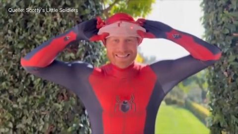 Ein royaler Spider Man: Prinz Harry überrascht Waisenkinder