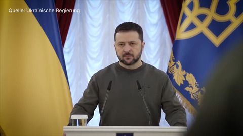 Selenskyj: Bisher 31 000 ukrainische Soldaten getötet