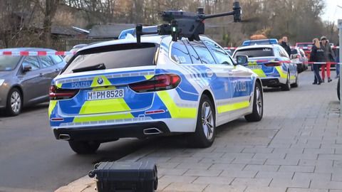 Mögliches Gewaltverbrechen in München: Verletzter Mann auf Straße gefunden