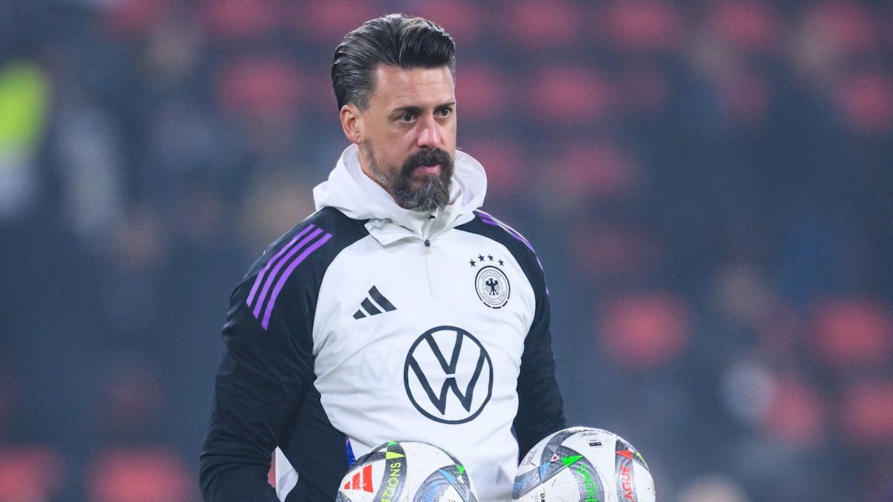 Promi-Wechsel: Sandro Wagner wird Trainer in Augsburg