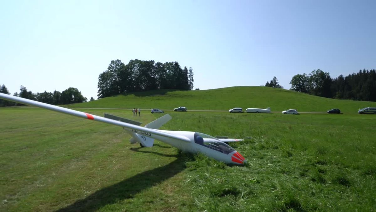 Segelflugzeug stürzt im Allgäu ab - Pilotin schwer verletzt