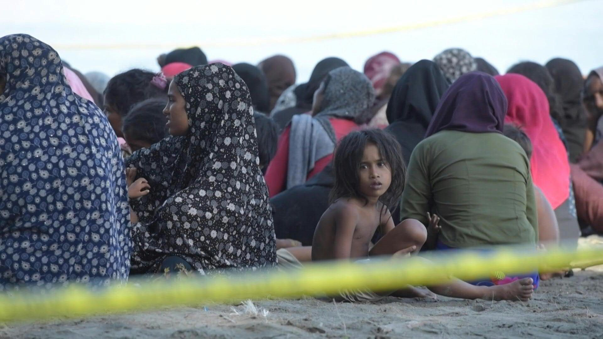 Nearly 200 Rohingya stranded on Indonesia beach