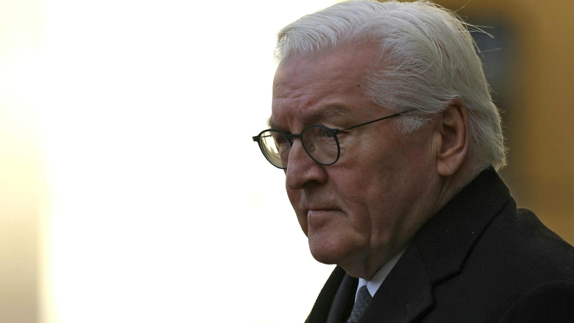 Steinmeier kritisiert Erscheinungsbild der Ampel - Scholz räumt Defizite ein