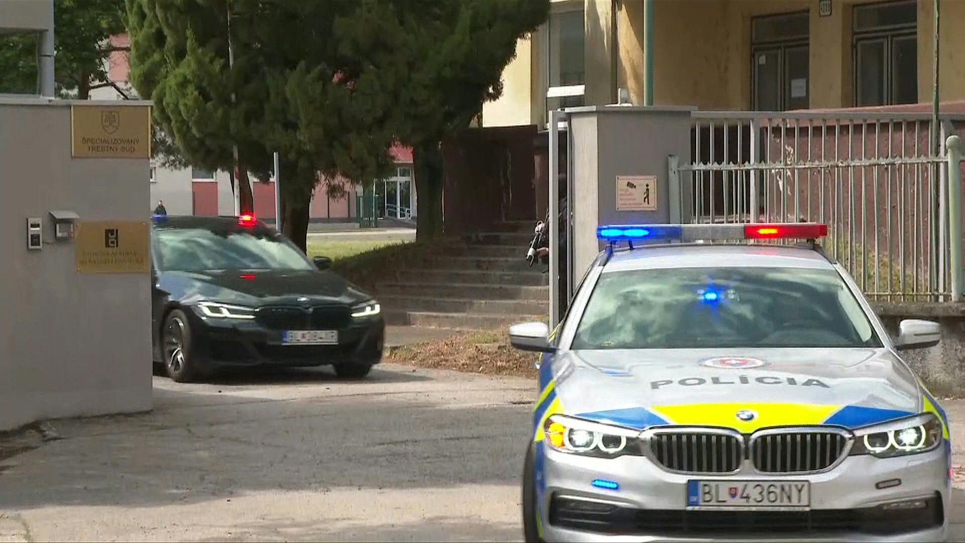 Slovak PM shooting suspect leaves court