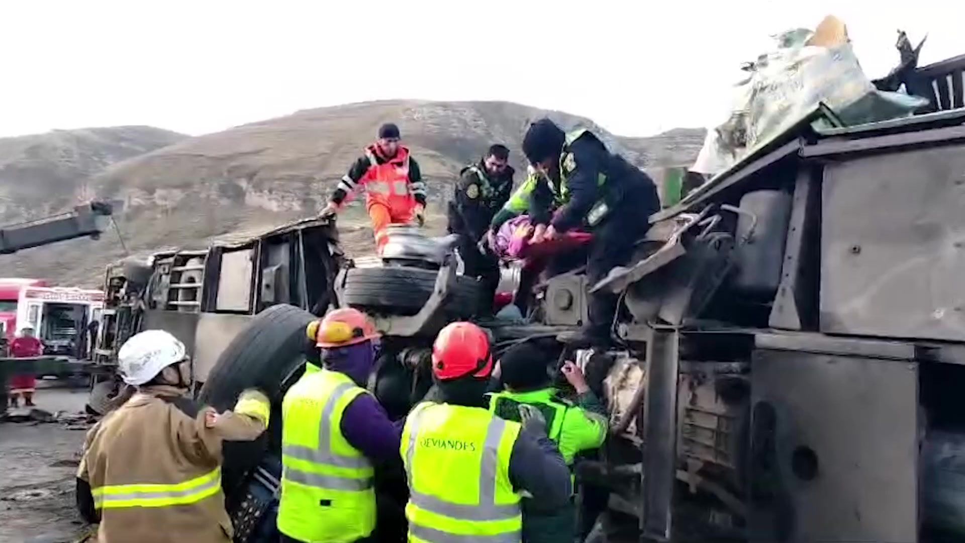 At least four dead and 36 injured in train and bus crash in Peru
