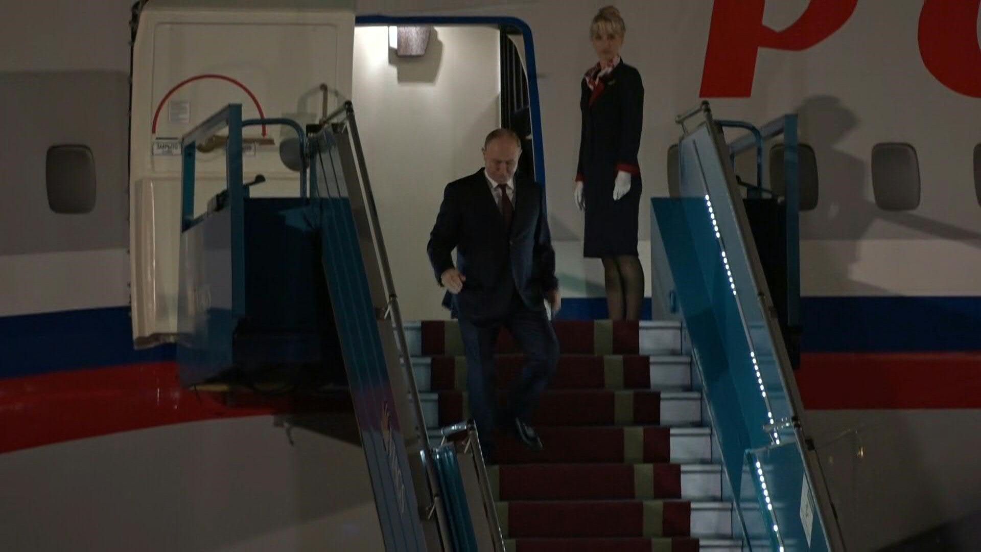 Russian President Vladimir Putin arrives in Vietnam