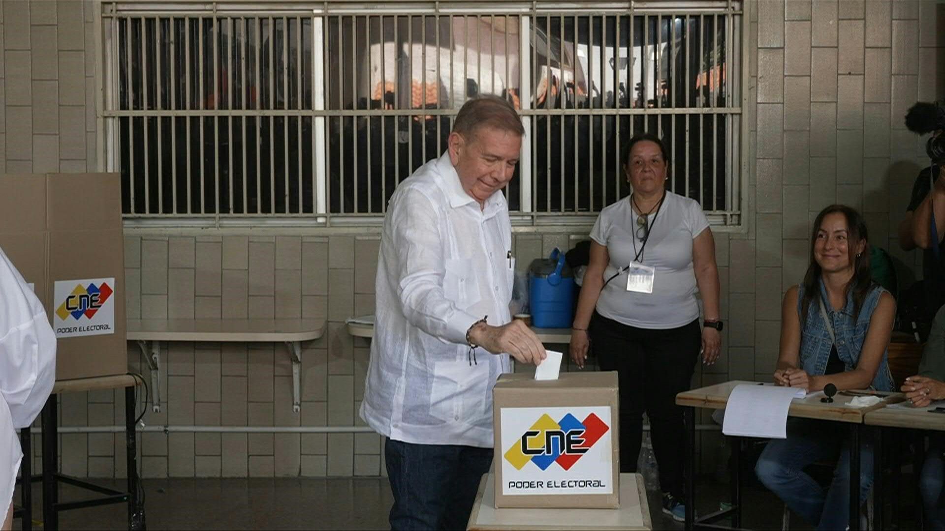 Venezuelan opposition candidate Edmundo Gonzalez casts his vote