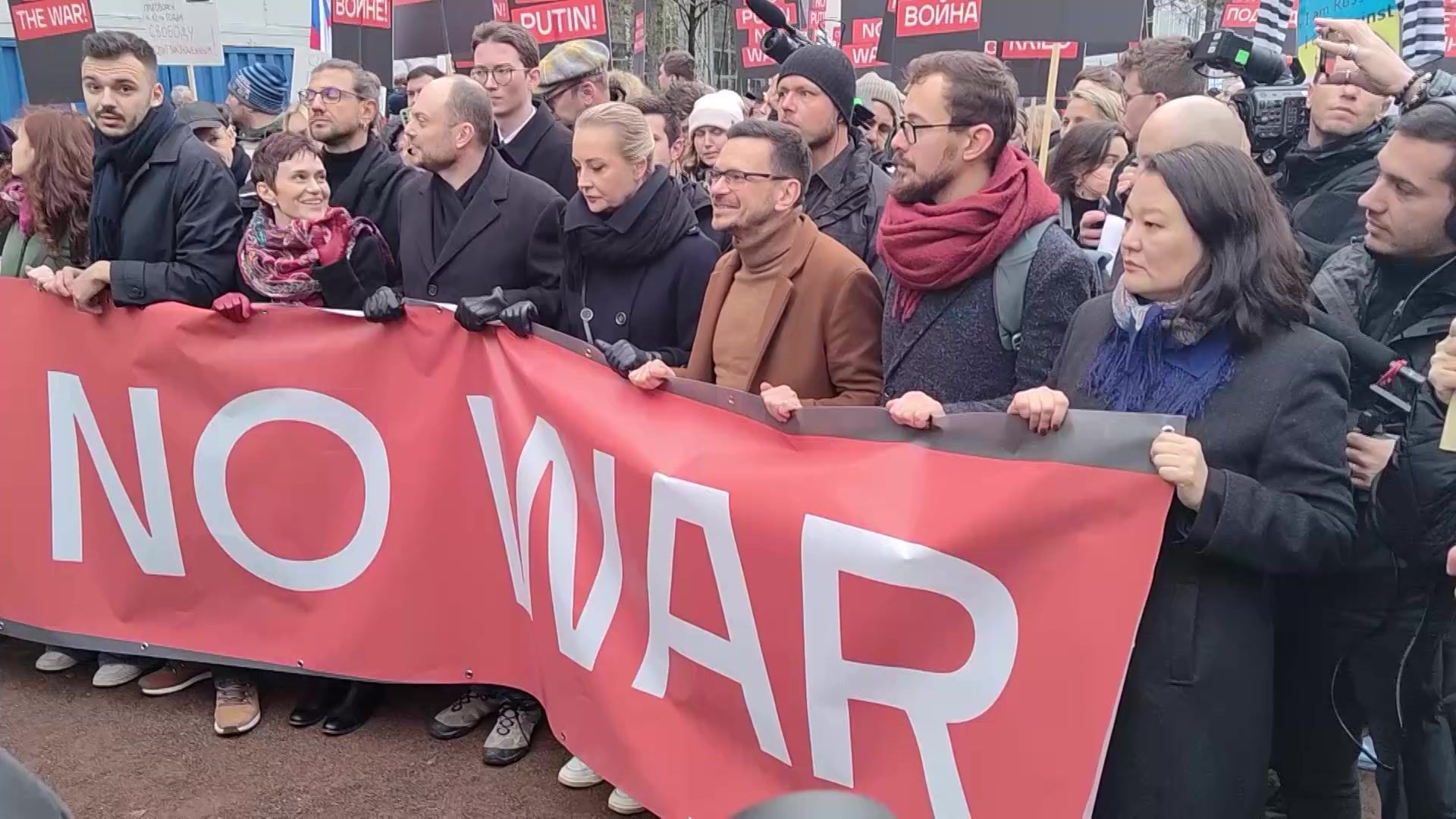 Yulia Navalnaya leads exiled Russian opposition march in Berlin