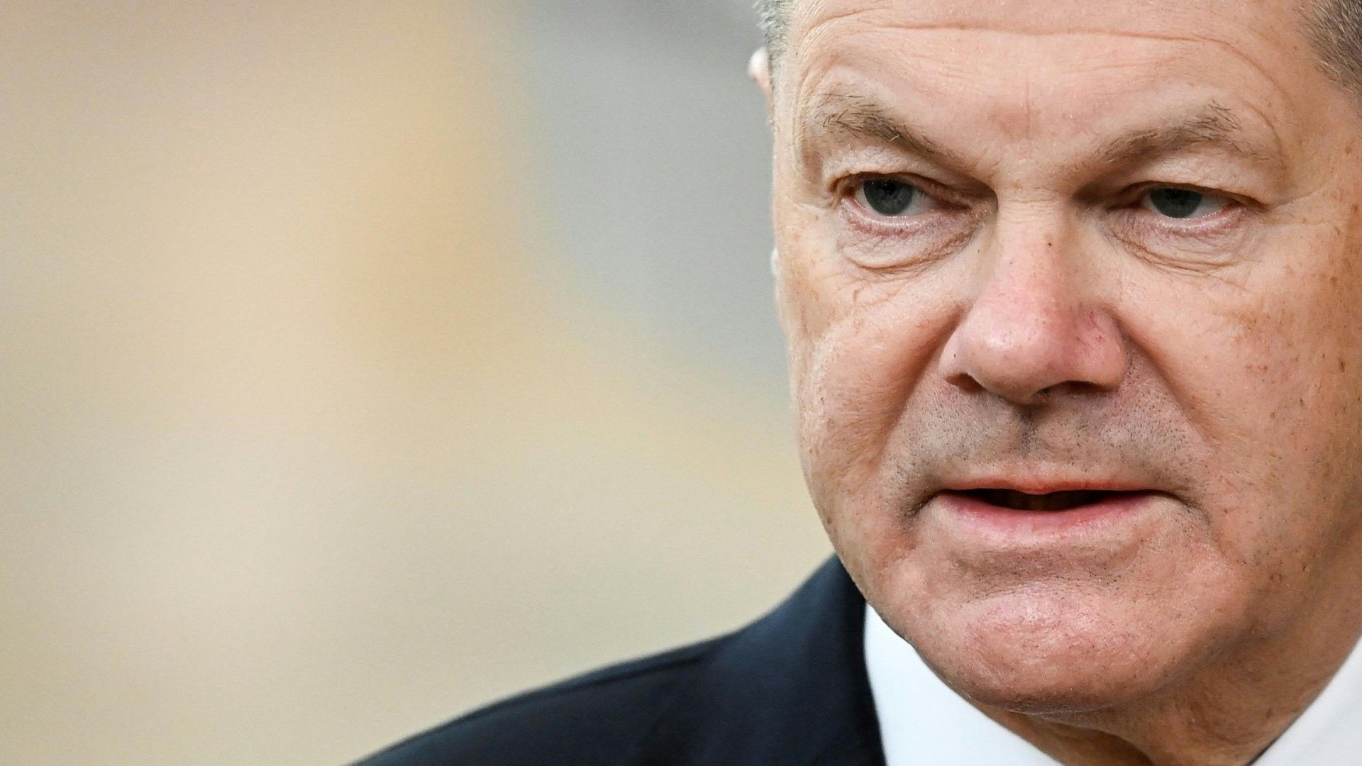 Olaf Scholz: Stehaufmännchen von der SPD