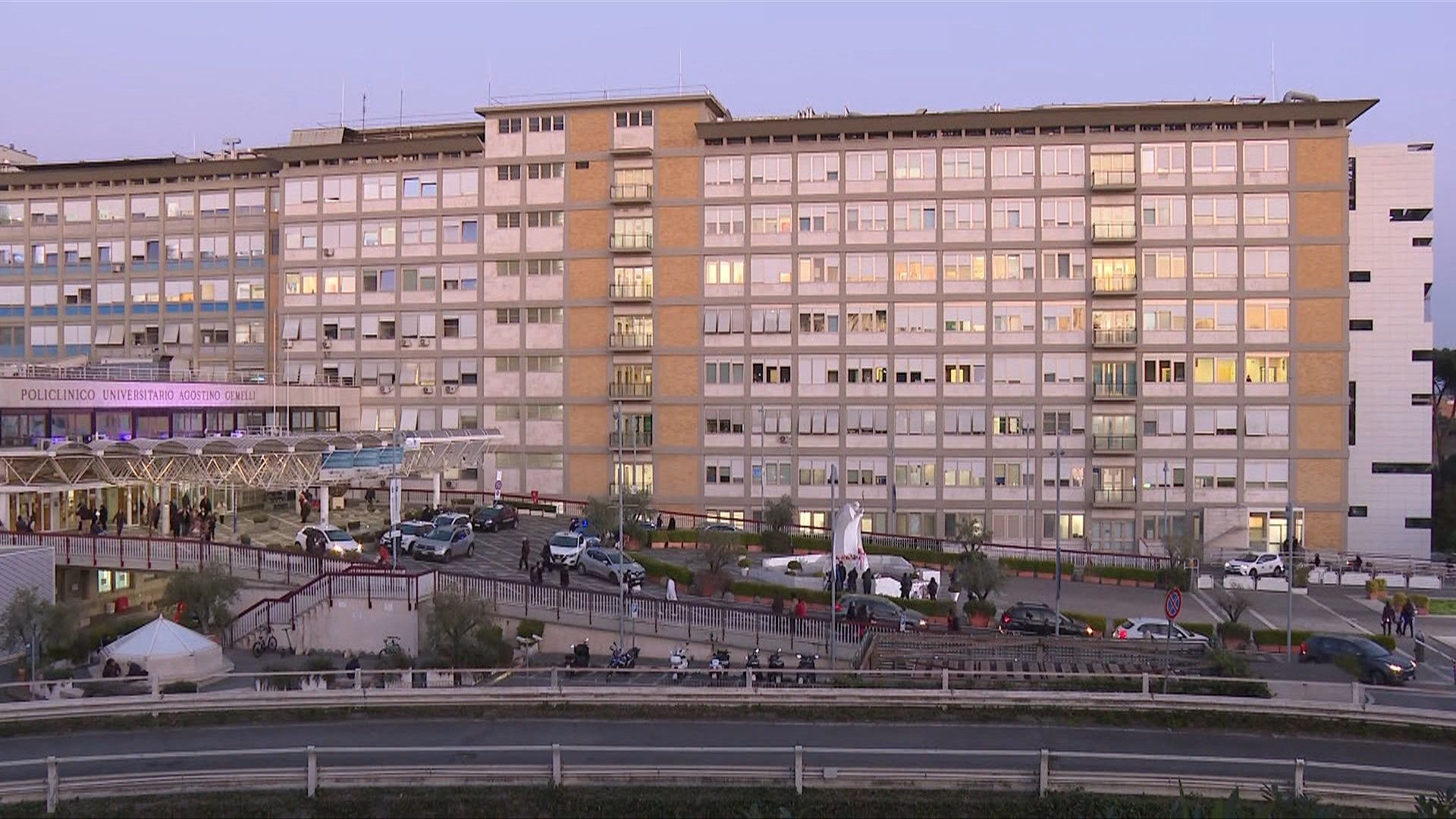 Gemelli hospital in Rome as Pope's condition 'stable, no new crisis'