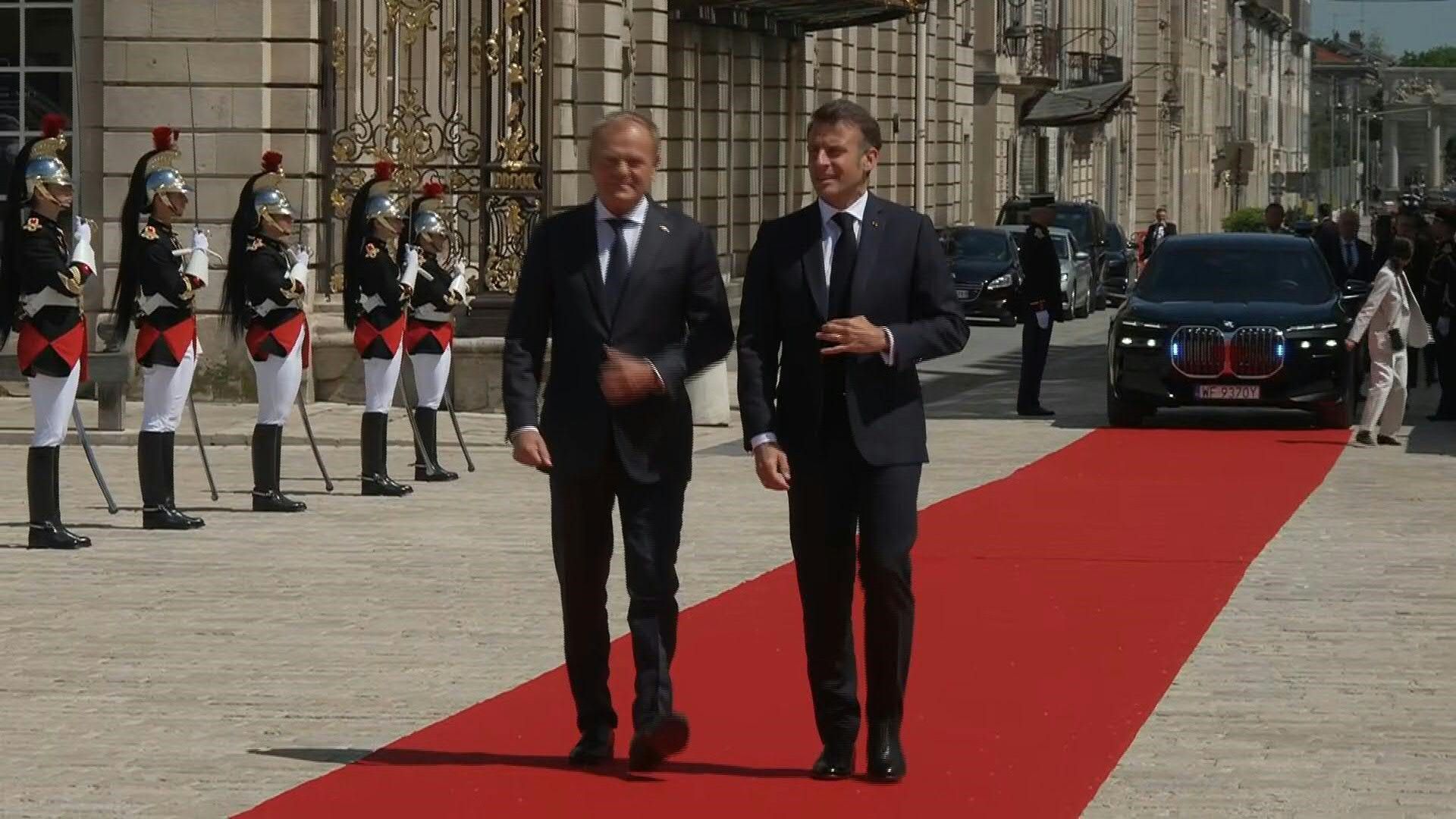 Emmanuel Macron ontvangt Poolse premier in Nancy voor ondertekening van defensieverdrag