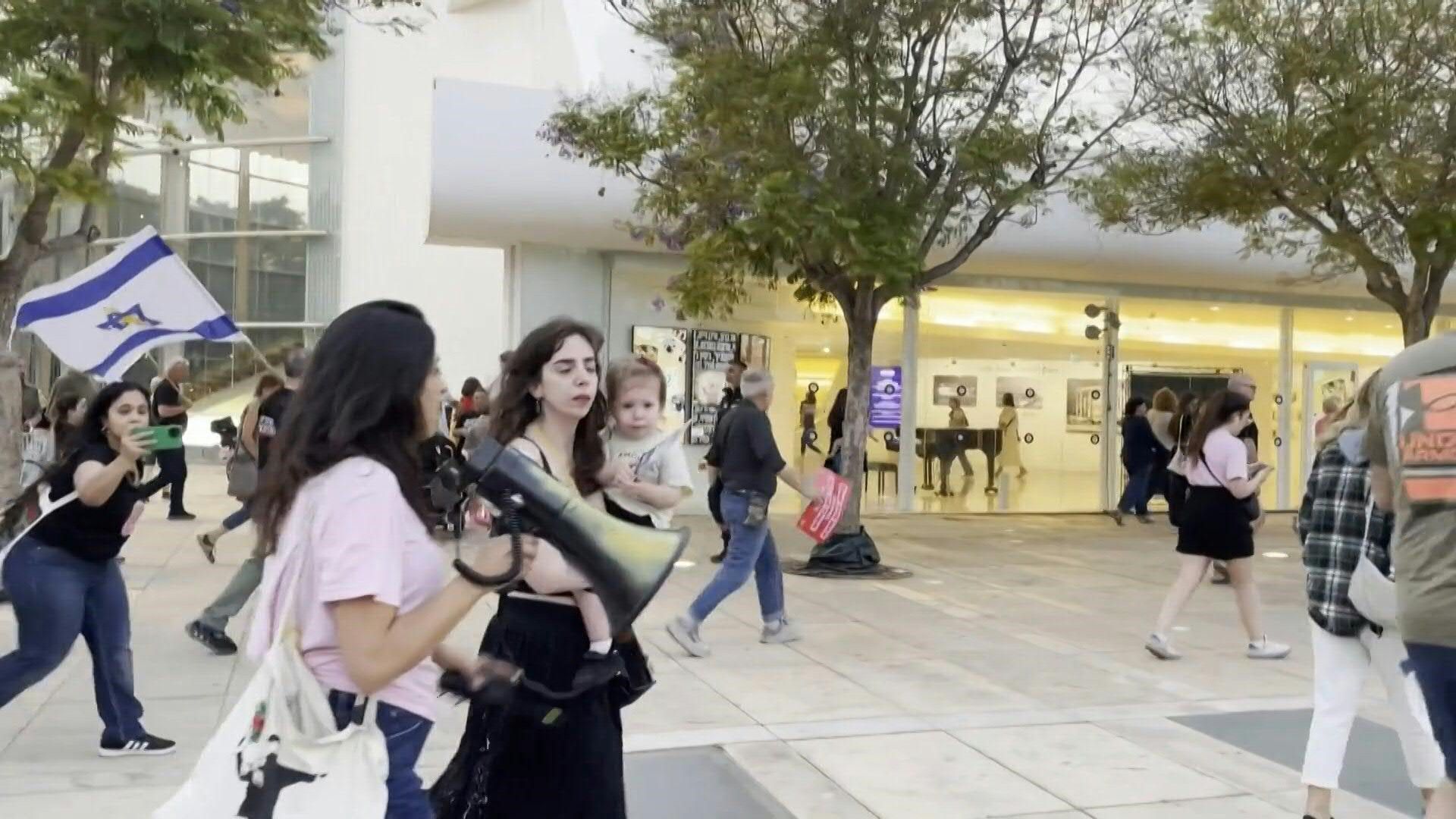 Video: Sirens blare in Tel Aviv, Jerusalem as army says intercepted missile from Yemen
