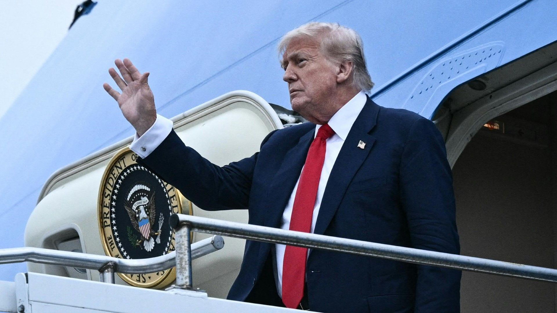 Windräder und Migration: Trump warnt Europa vor angeblichen Gefahren