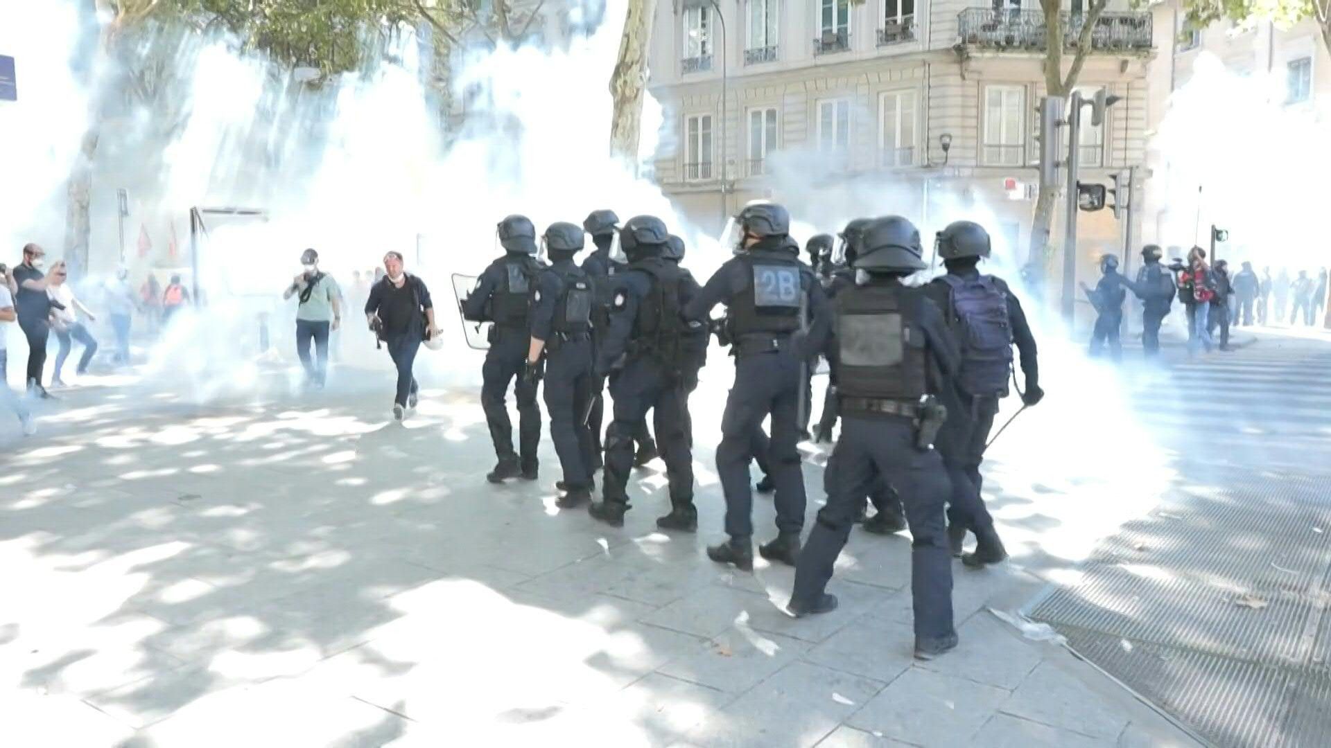 Tear gas used by police during protest in Lyon