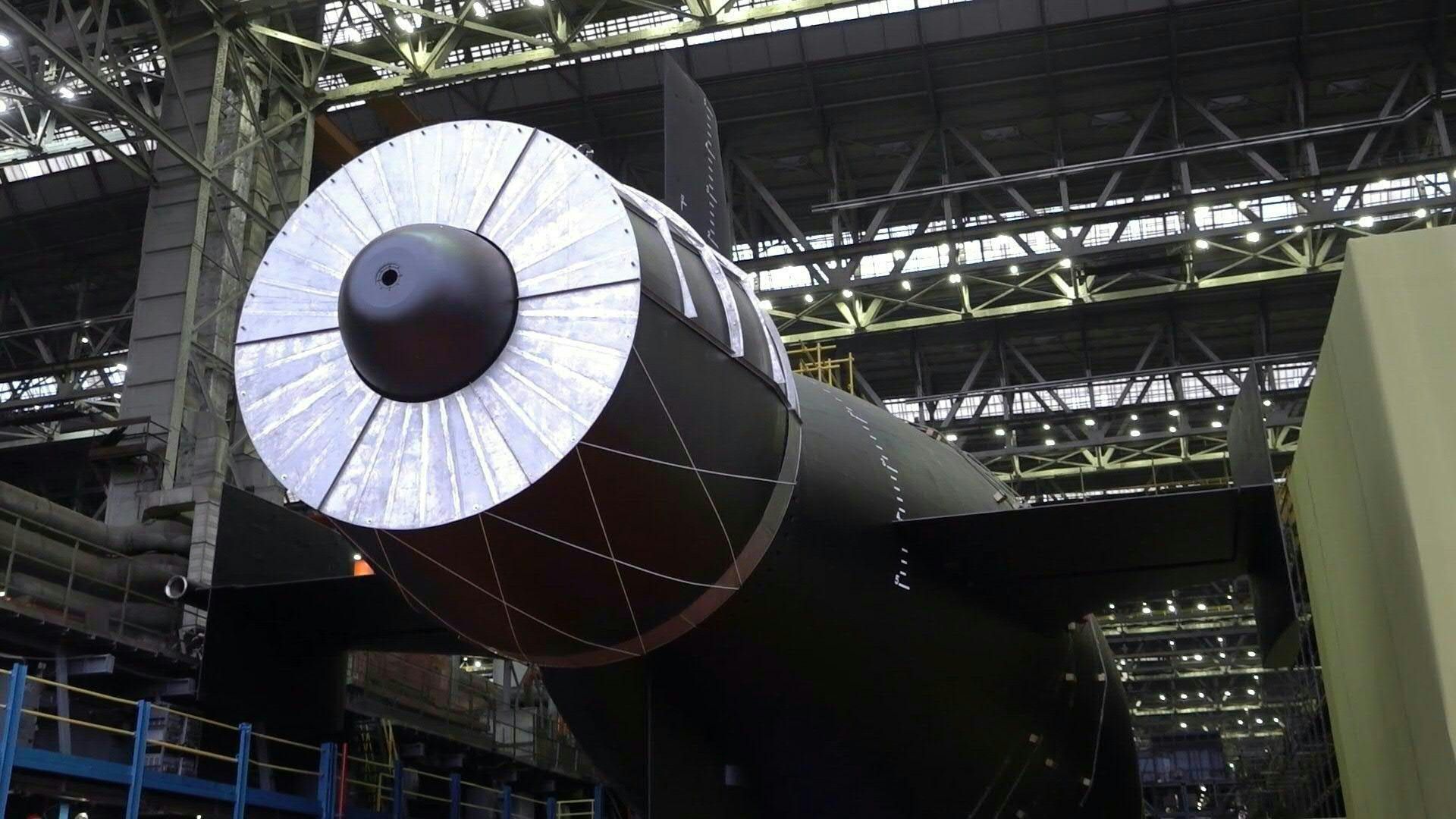 Russia launches new nuclear submarine 