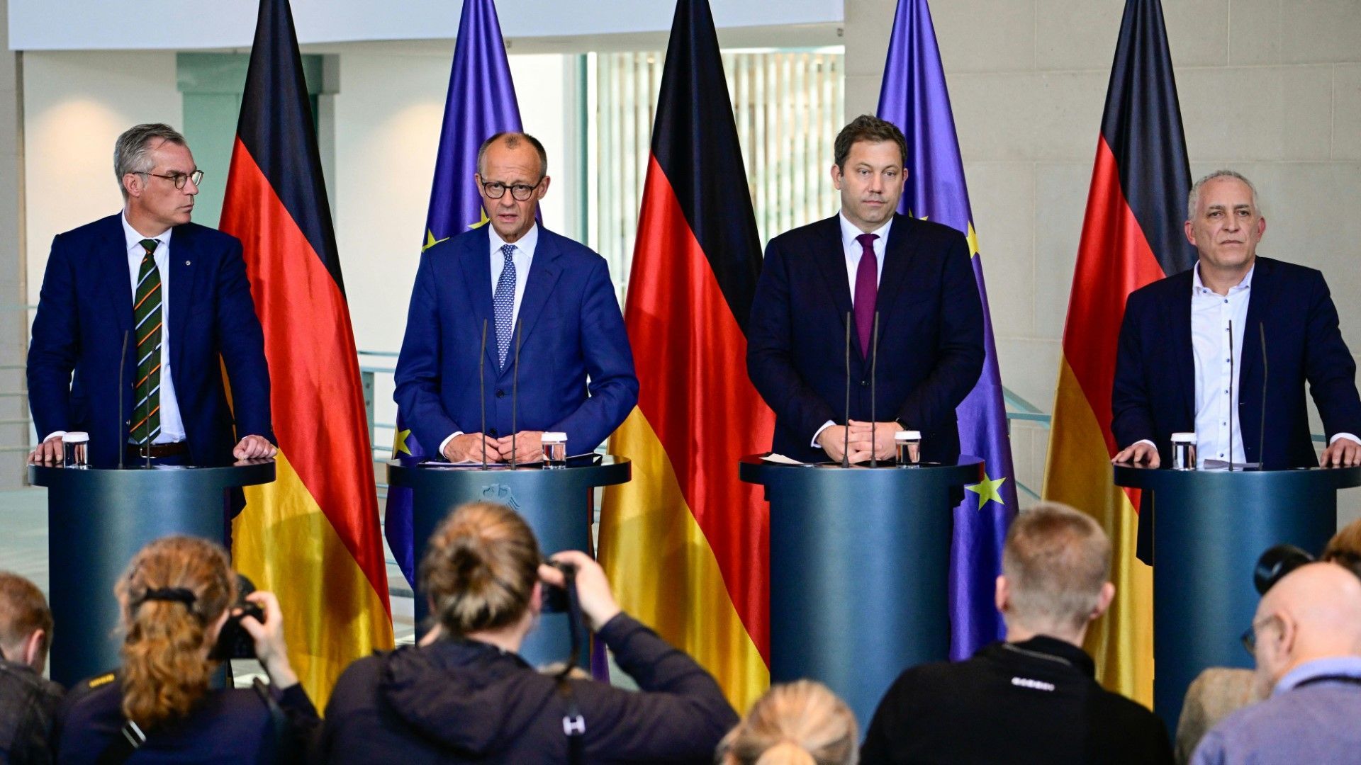 Stahlgipfel: Merz fordert Bevorzugung heimischer Stahlhersteller