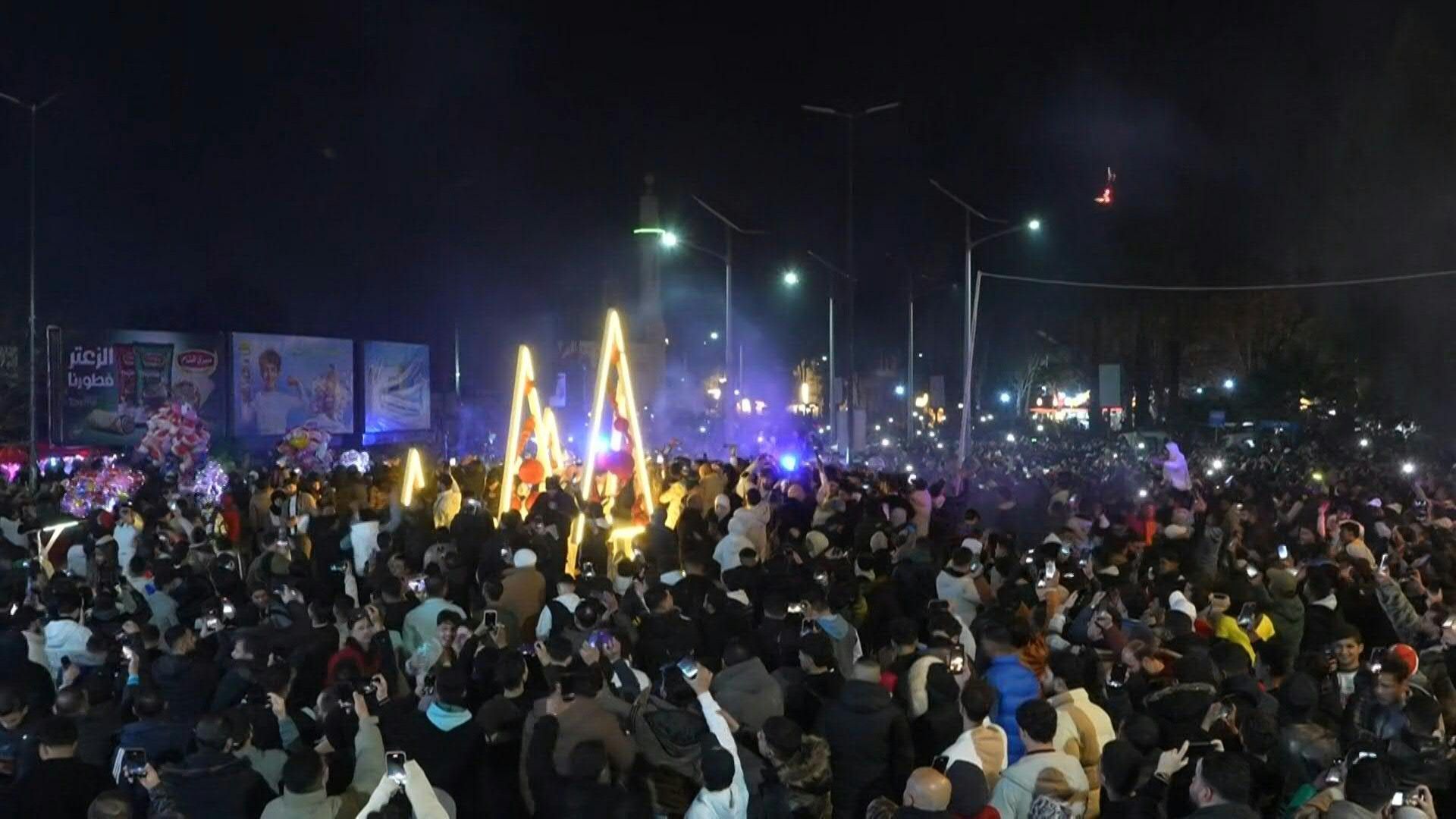 Video: Syrians ring in the New Year in Damascus
