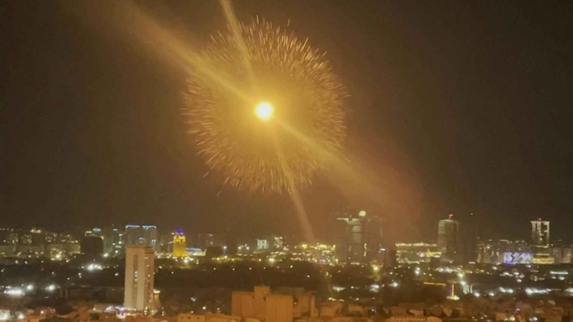 Video: Air defence downs drone over Erbil