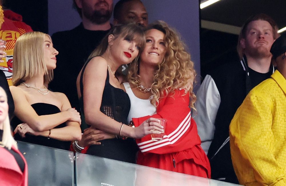 Blake Lively: Sie soll Taylor Swift wegen Baldoni-Fall um die Löschung von Textnachrichten gebeten haben
