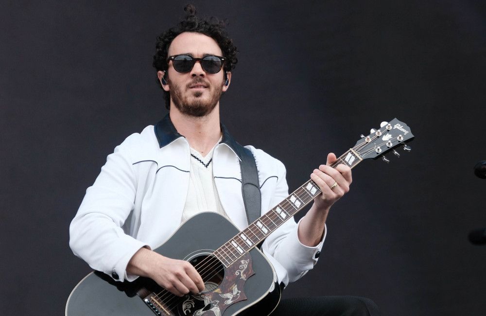 Kevin Jonas keeps rejecting Dancing with the Stars