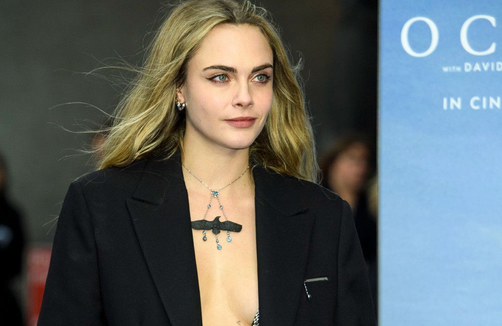 Cara Delevingne parla del periodo in cui provava un profondo odio verso se stessa