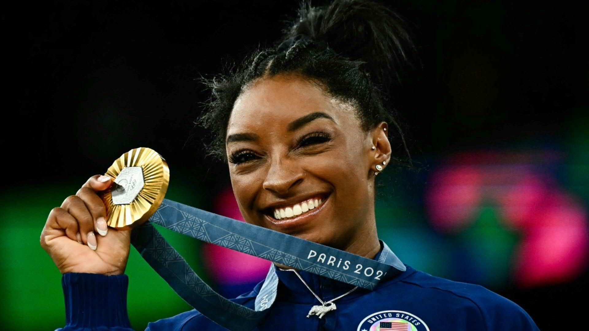 Biles gewinnt Einzel-Mehrkampf - Kevric stark