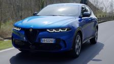 Alfa Romeo Tonale Media Drive in Blue Driving Video