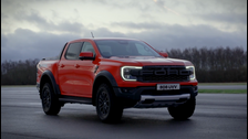 The new Ford Ranger Raptor - Robust underride protection