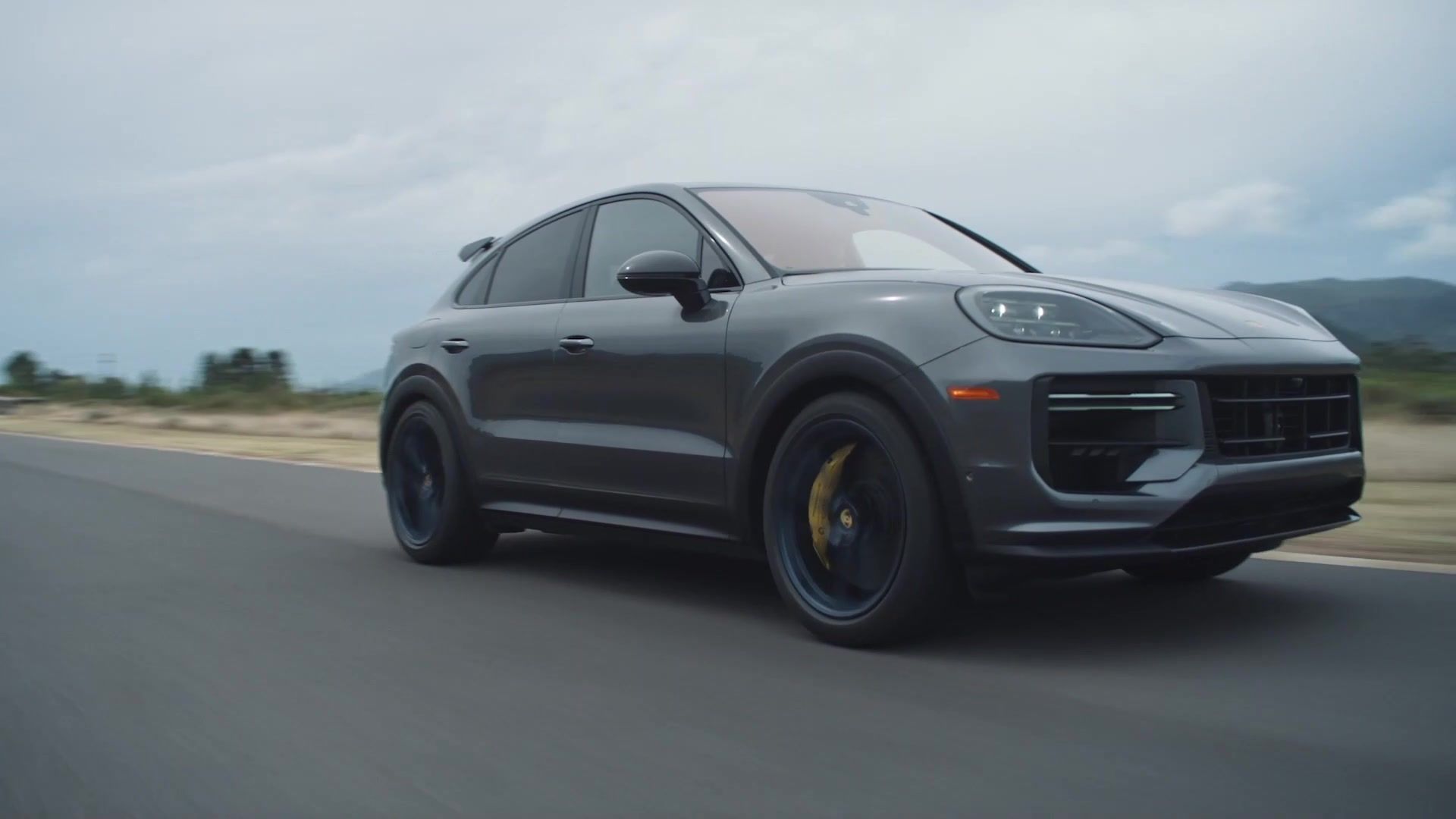Der neue Porsche Cayenne Hybridmodell mit mehr Leistung und bis zu 90
