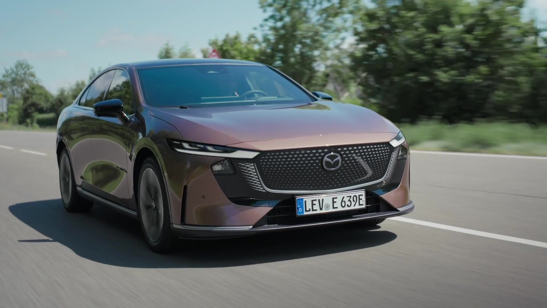 The Mazda6e - Drive and Handling