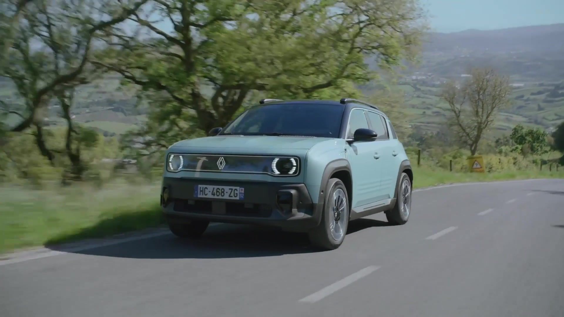 “Car of the Year 2026” - Renault 4 E-Tech Electric is in the Final