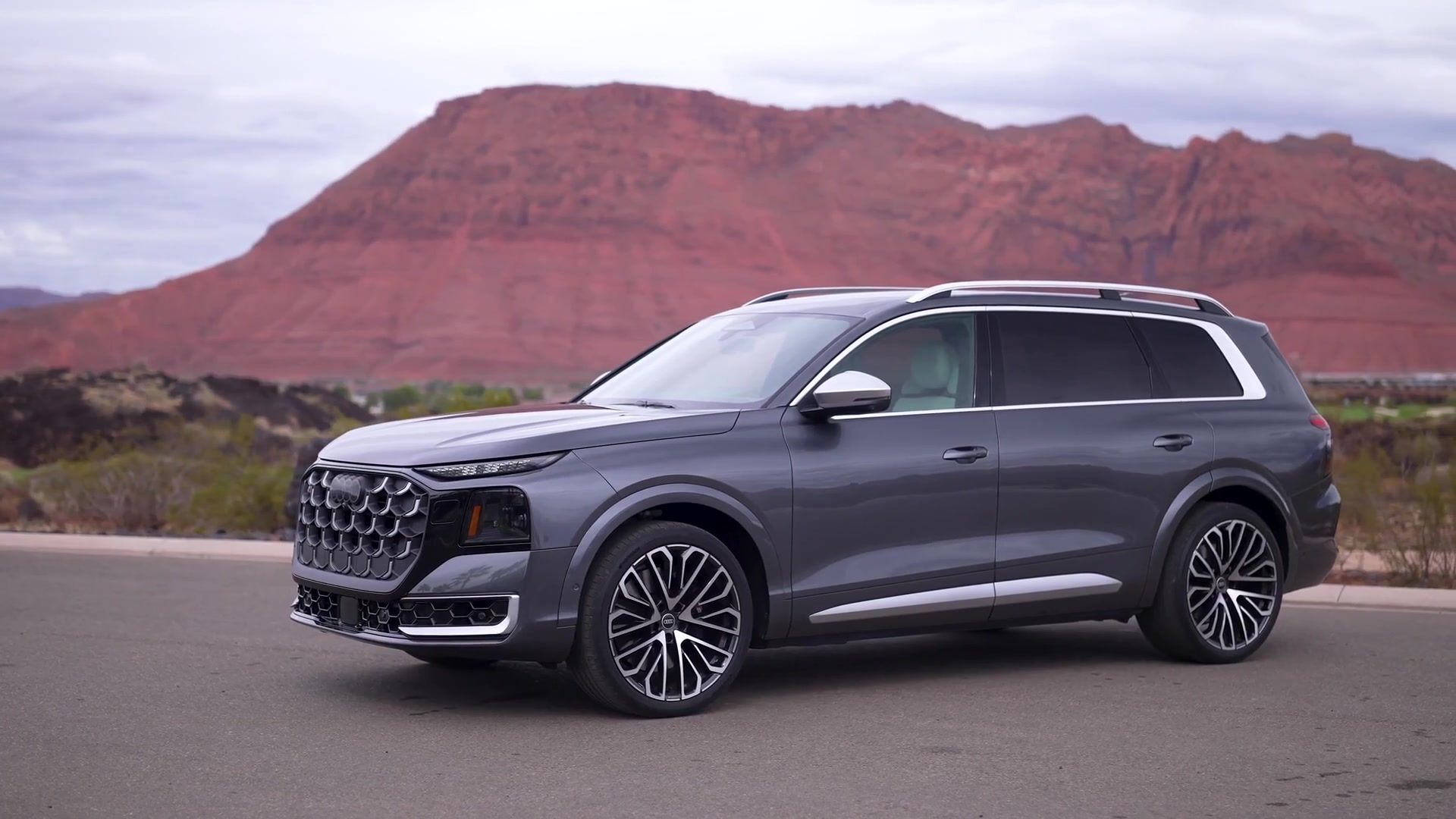 Audi SQ9 SUV Design Preview