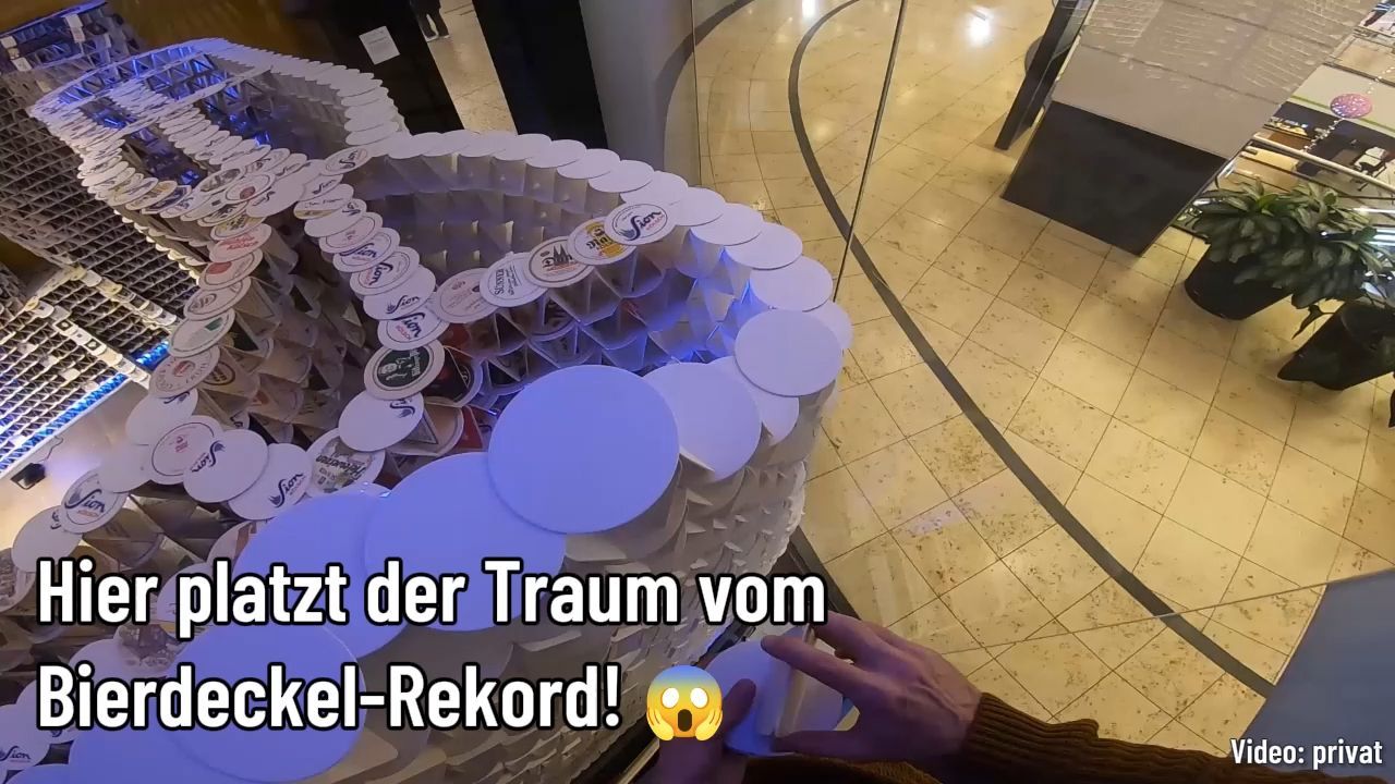 Video: Hier platzt der Kölner Bierdeckel-Rekord-Versuch