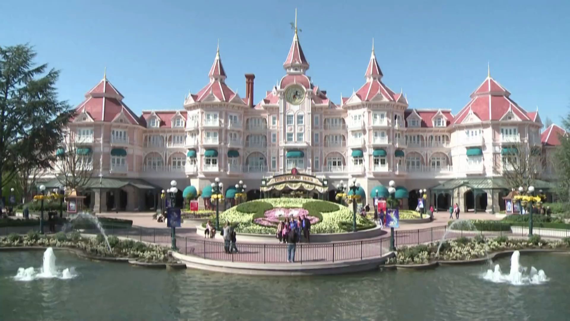 Tips for Disneyland: How to Make the Journey Dreamy