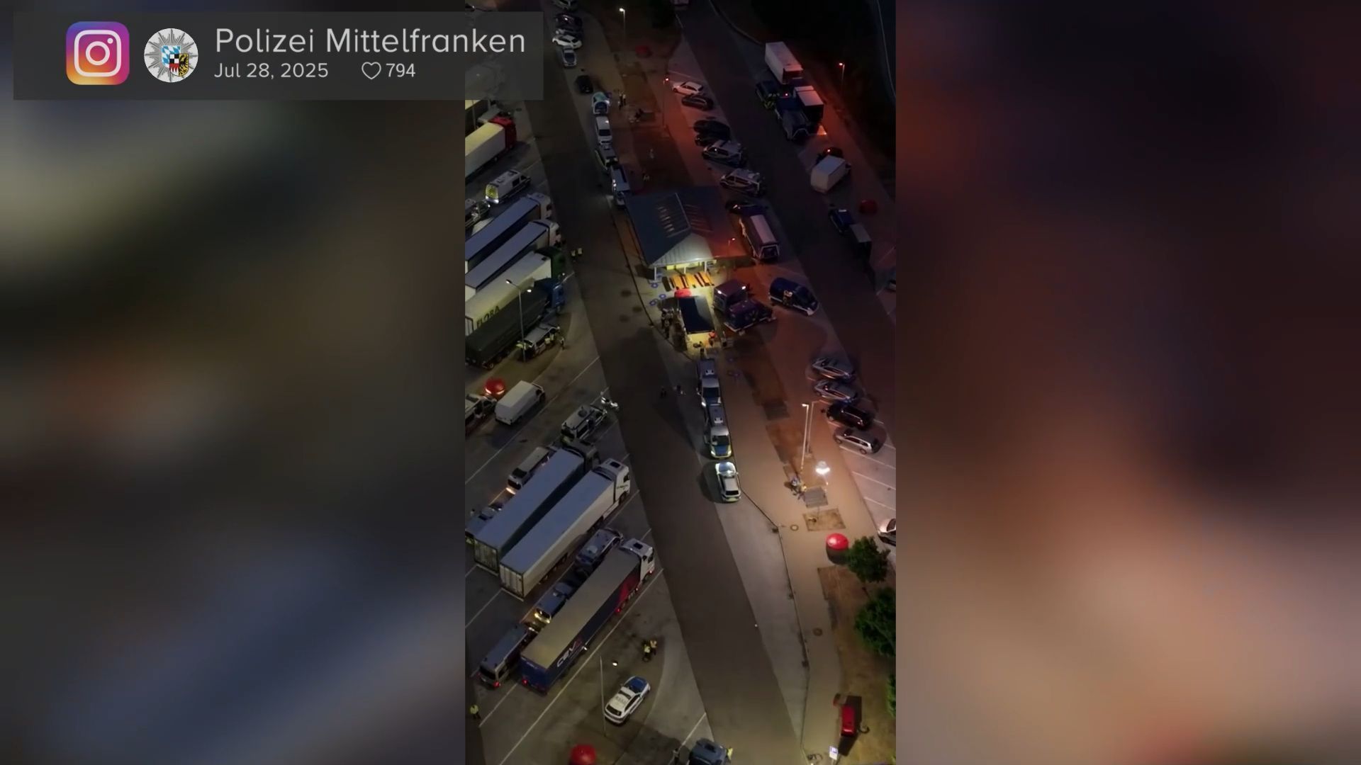 Panzer auf A3-Parkplatz bei Nürnberg - spektakuläre Polizei-Großkontrolle