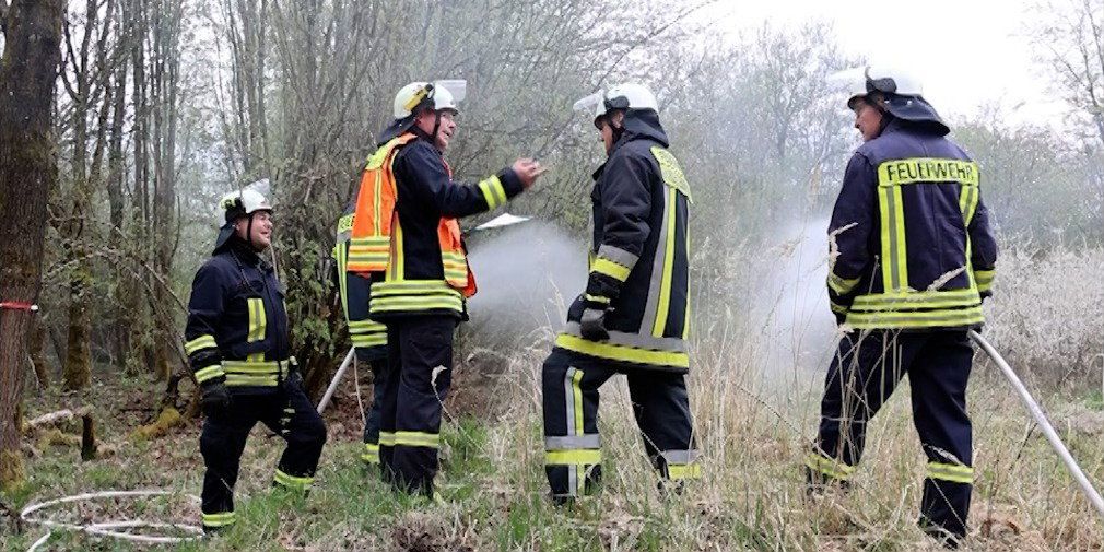 Video: Alarmstufe Rot: Großübung simuliert Waldbrand und schweren Unfall
