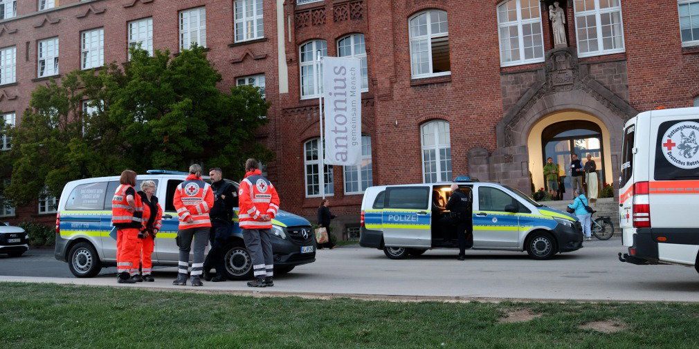 Video: 19-Jähriger mit Handicap vermisst: Große Suchaktion läuft seit Stunden