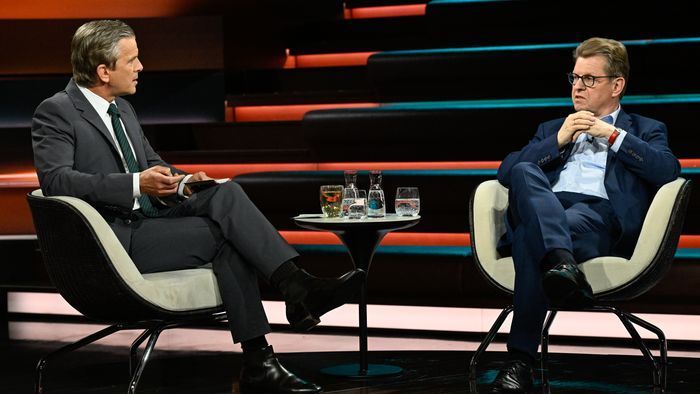 Gezanke zwischen JU-Politiker und SPD-Mann verblüfft Lanz: “Sie regieren zusammen?”