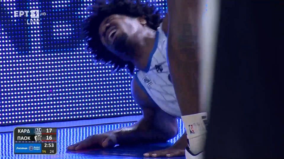 6 / 10: Καρδίτσα - ΠΑΟΚ | Σοκ με τον τραυματισμό του Γουάιτ - Σφάδαζε από τον πόνο