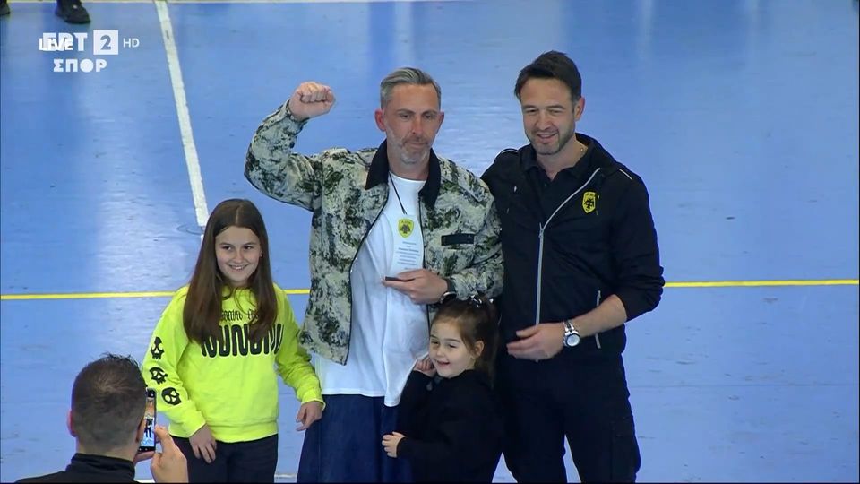 Η ΑΕΚ δεν ξεχνά τα παιδιά της – Βραβεύτηκαν για την προσφορά τους Τσαούσης και Παπαδόπουλος (VIDEO)