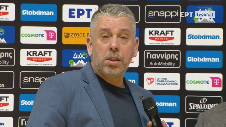 Παπαθεοδώρου: «Συλλυπητήρια στους απέναντι, δεν τα κατάφεραν»