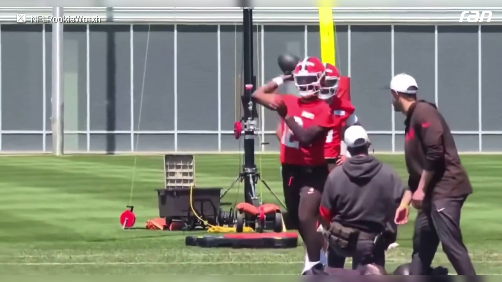 NFL: Rookie-Power! Shedeur Sanders begeistert Browns-Coaches