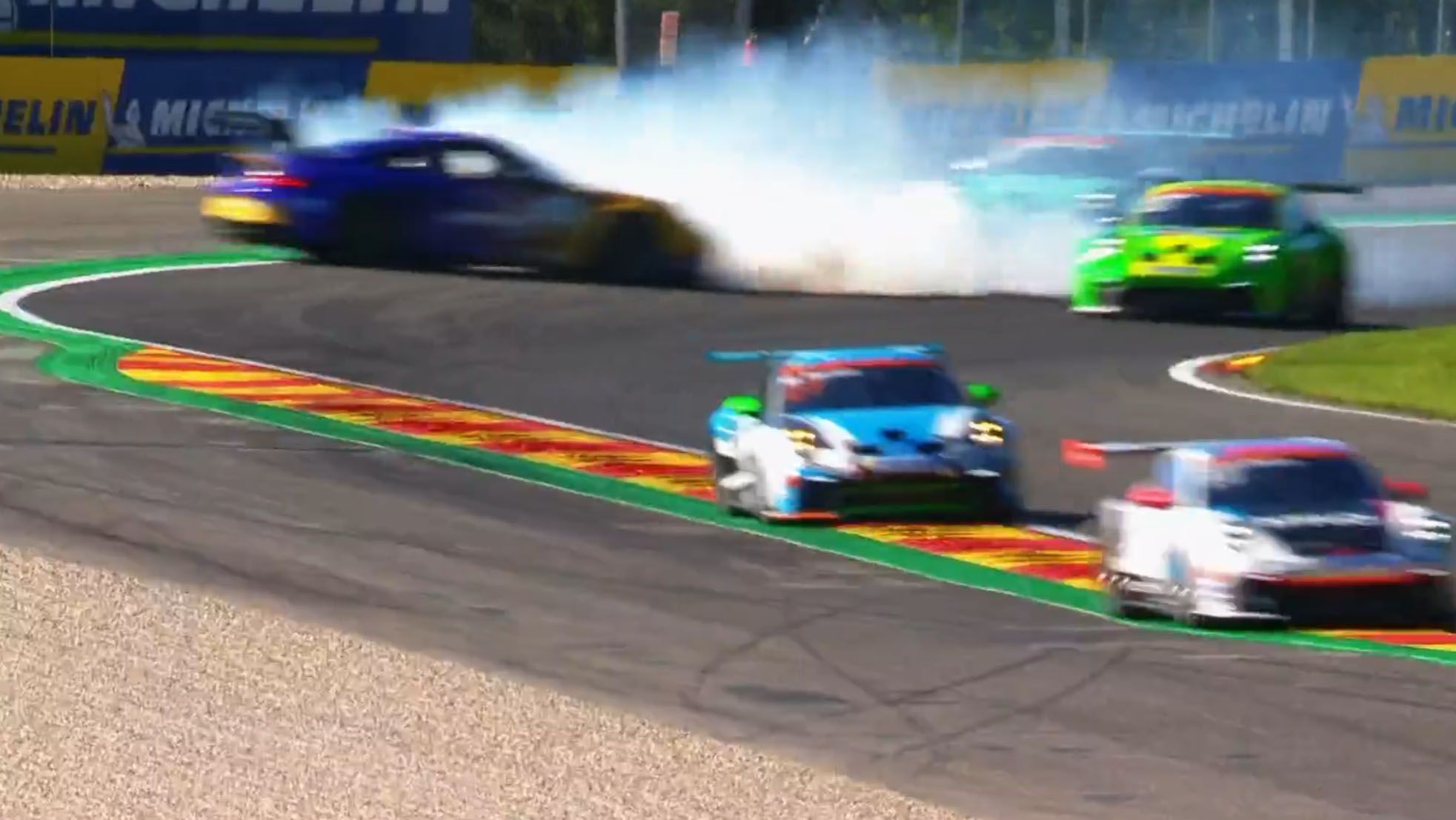 Porsche Sixt Carrera Cup: Unfall überschattet Spa-Rennen