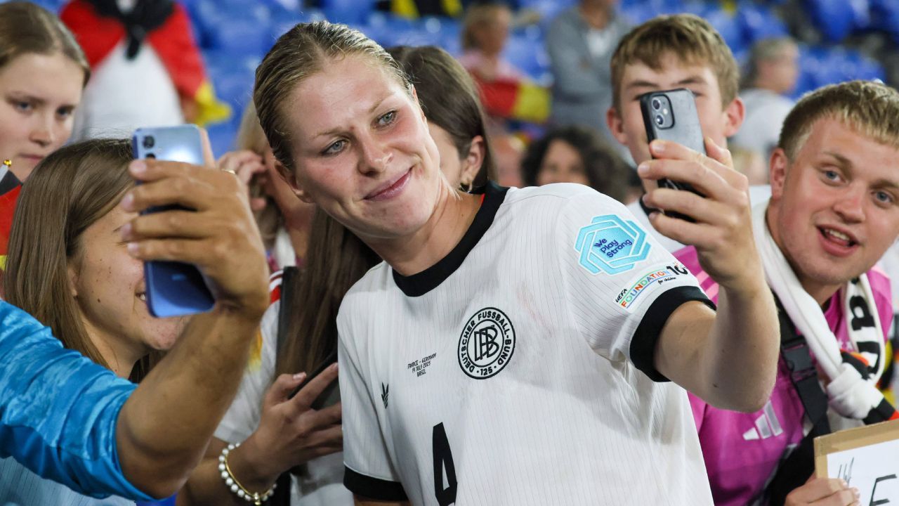 Frauen-EM: Cool bleiben gegen Spanien! Knaak nimmt’s wörtlich
