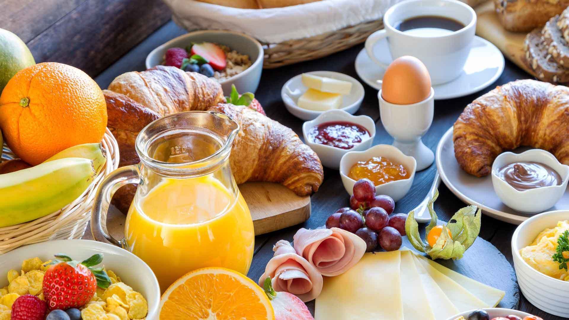 3 Frühstücksfehler, die Heißhunger begünstigen
