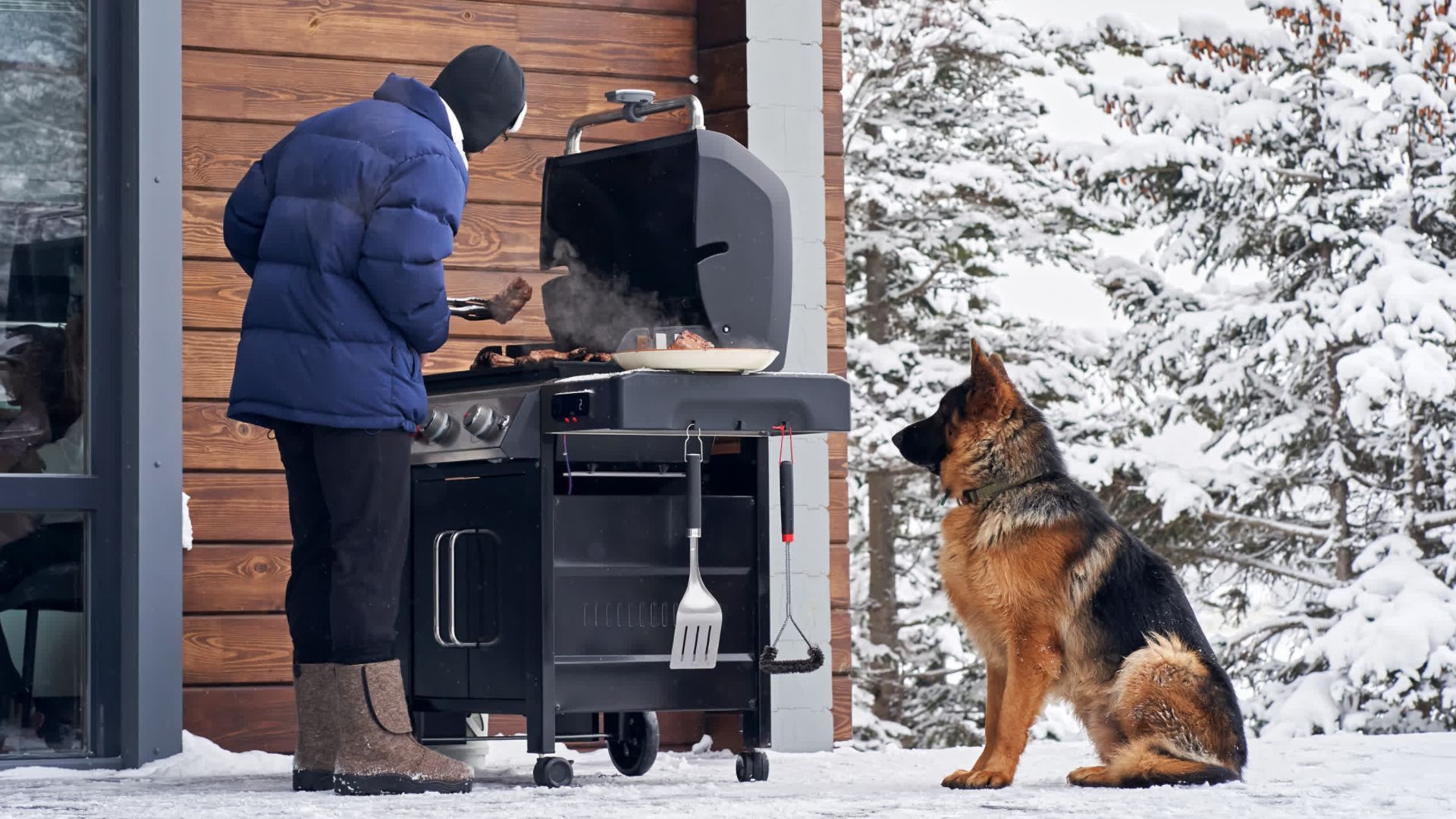 Video: Gasgrill: So klappt das Barbecue im Winter