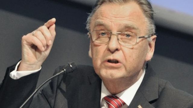Ex-Verfassungsrichter schimpft über „Einwanderungsrecht durch die Hintertür“