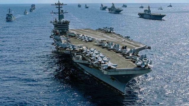 Video: USS Lincoln angegriffen? 100 Raketen "auf wichtige Sache"